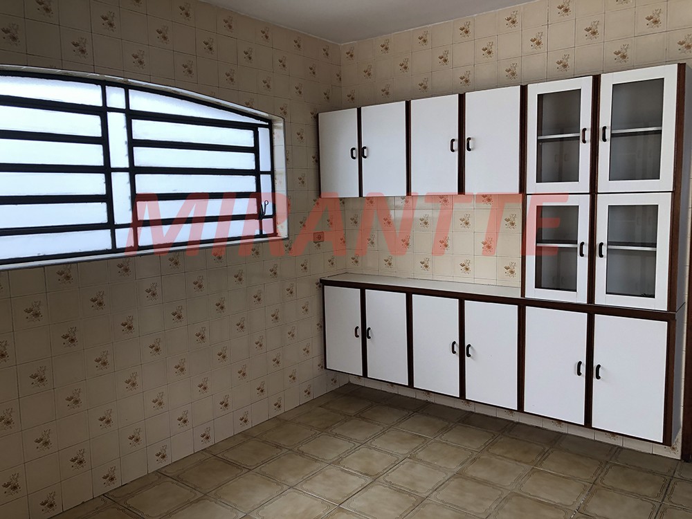 Sobrado de 260m² com 5 quartos em Santana