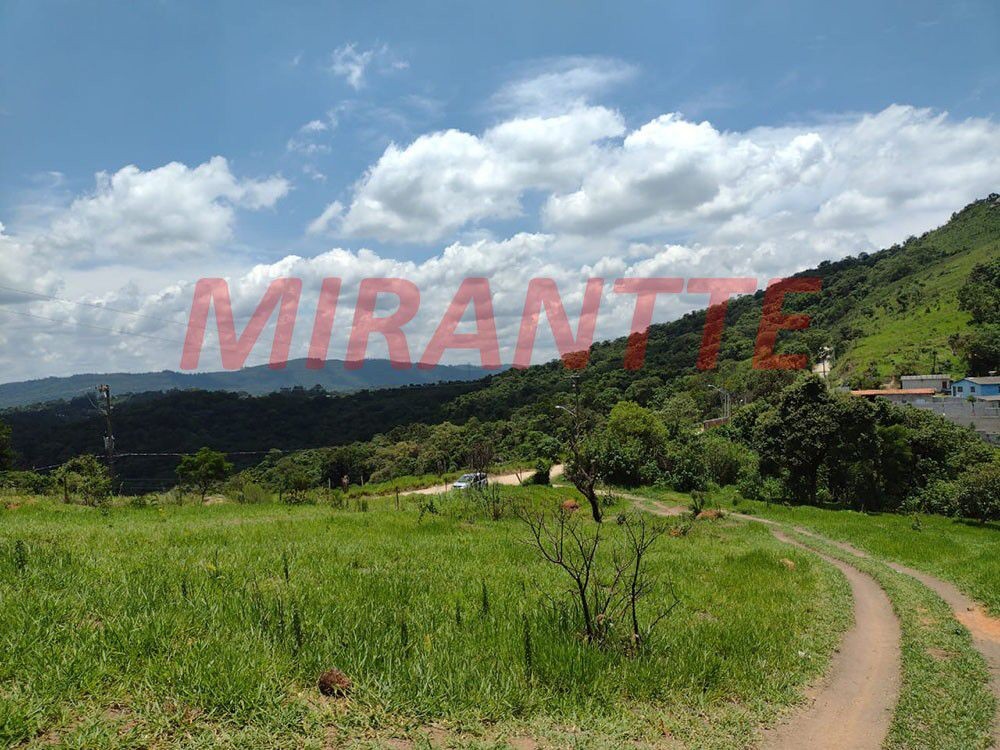 Terreno de 9000m² em Serra Da Cantareira