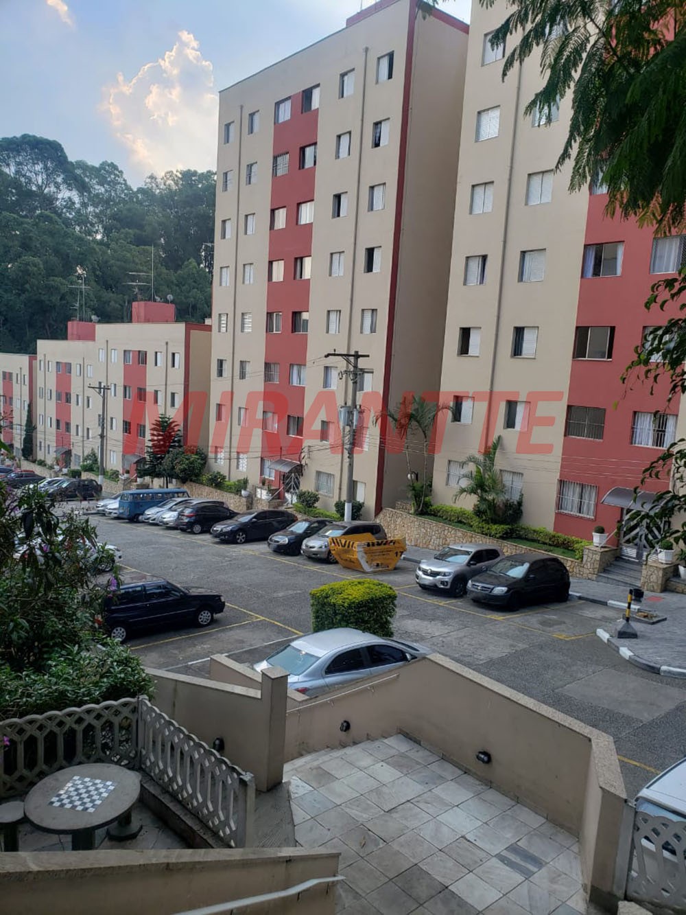 Apartamento com 2 quartos em Vila Augusta