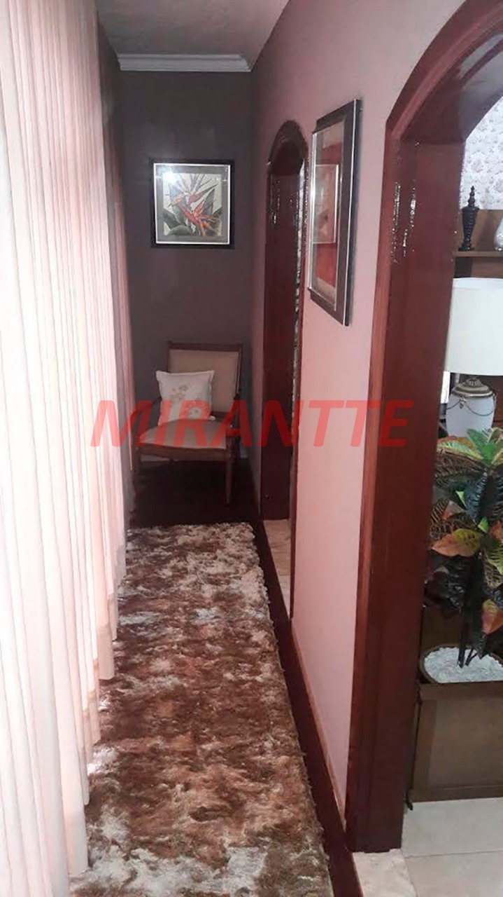 Sobrado de 193m² com 3 quartos em Horto Florestal