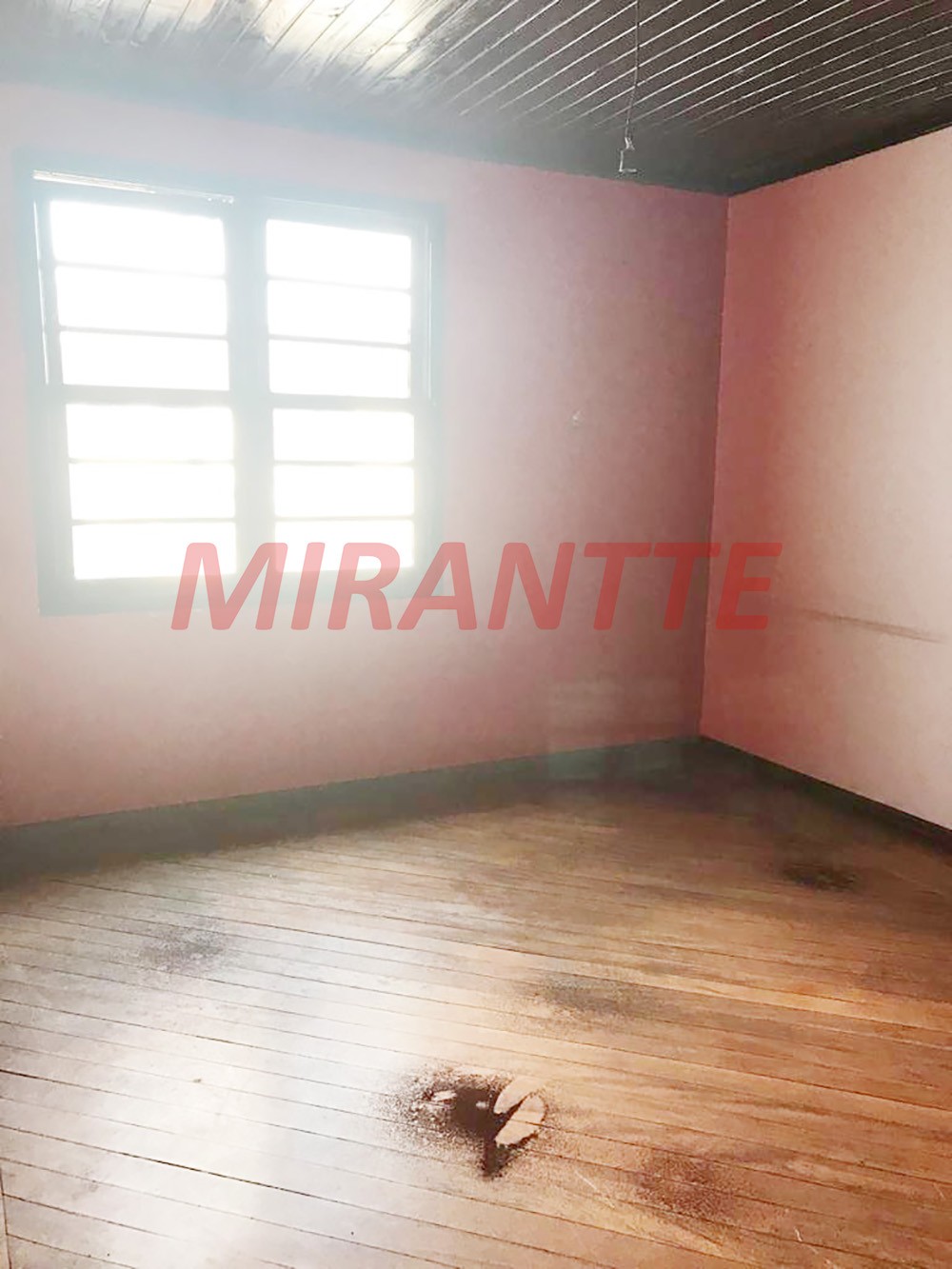 Sobrado de 472m² com 4 quartos em Casa Verde
