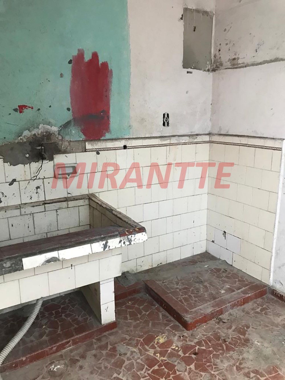 Sobrado de 472m² com 4 quartos em Casa Verde