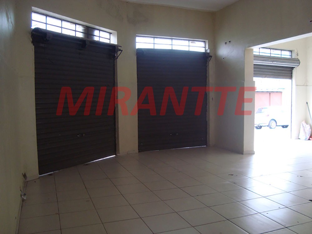Comercial de 300m² com 4 quartos em Limão