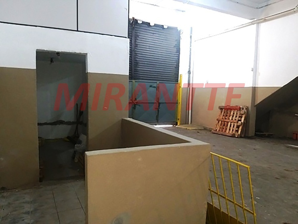 Galpao de 330m² em Luz