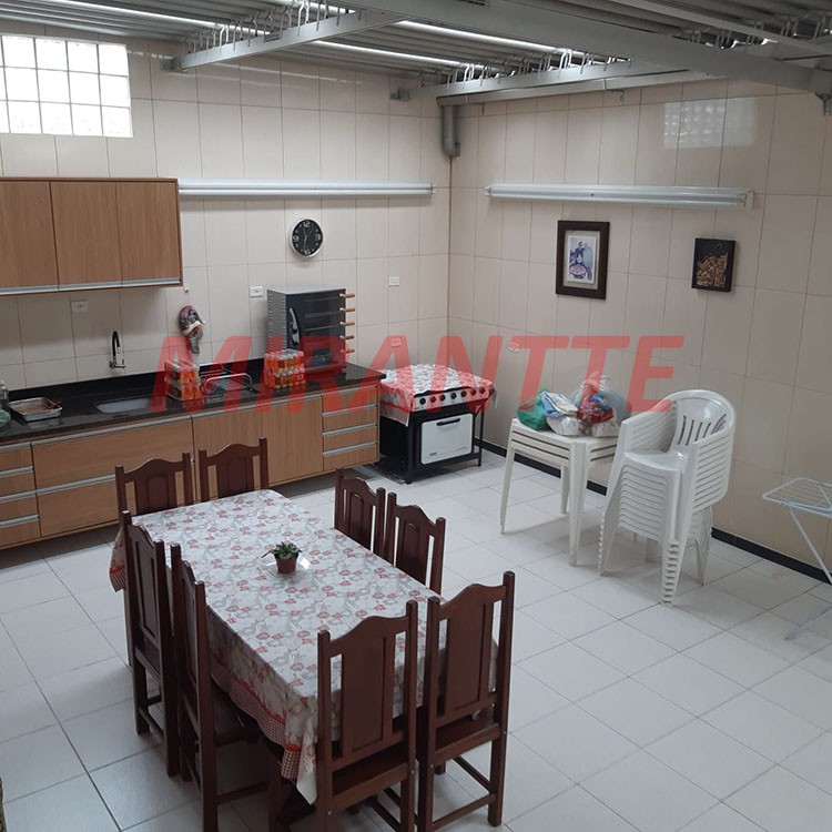 Sobrado de 238m² com 3 quartos em Jardim São Paulo