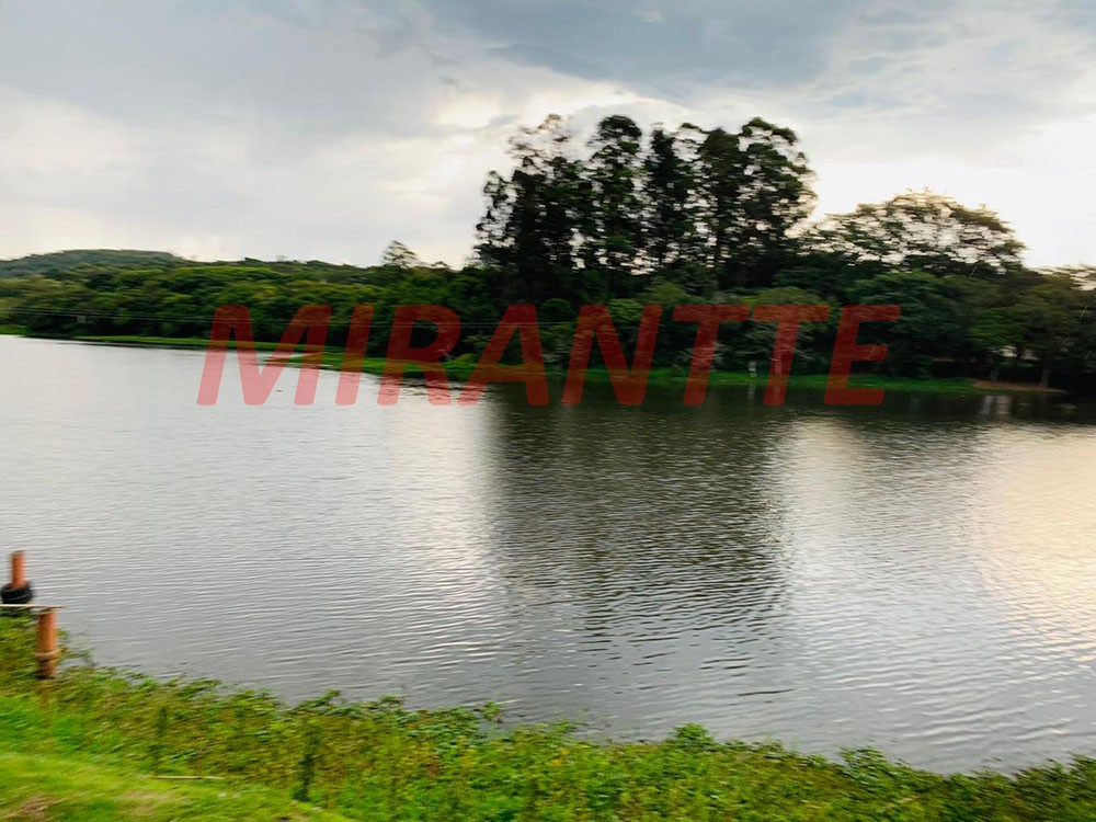 Sobrado de 500m² com 5 quartos em Usina