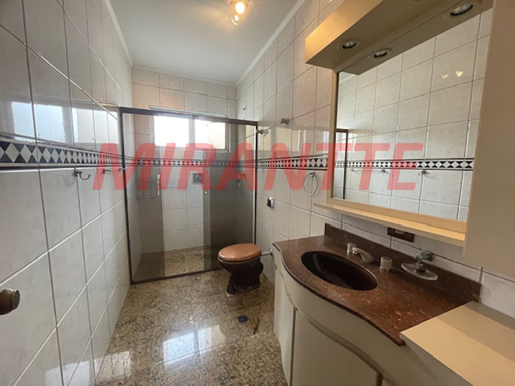 Sobrado de 250m² com 3 quartos em Parada Inglesa