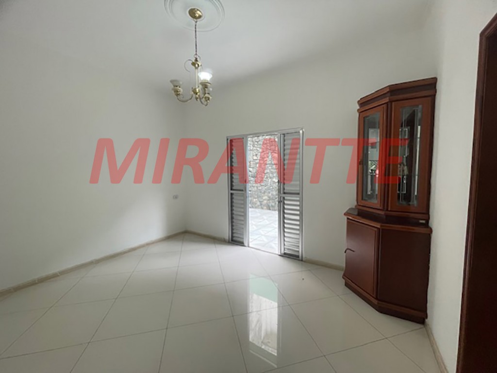 Sobrado de 250m² com 3 quartos em Parada Inglesa
