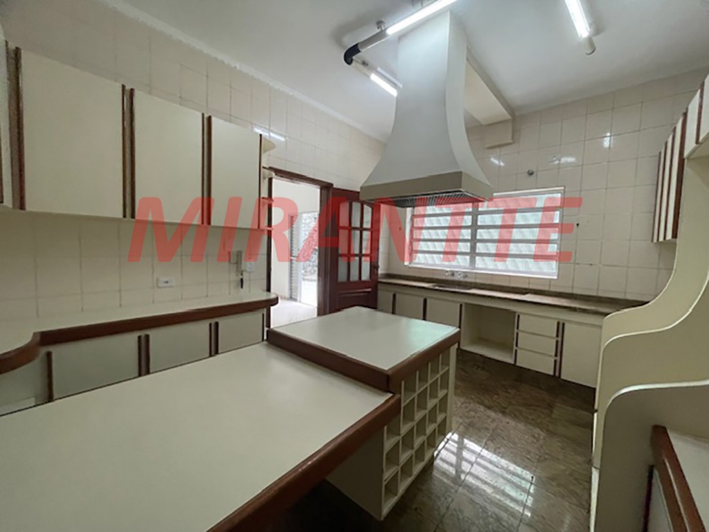 Sobrado de 250m² com 3 quartos em Parada Inglesa