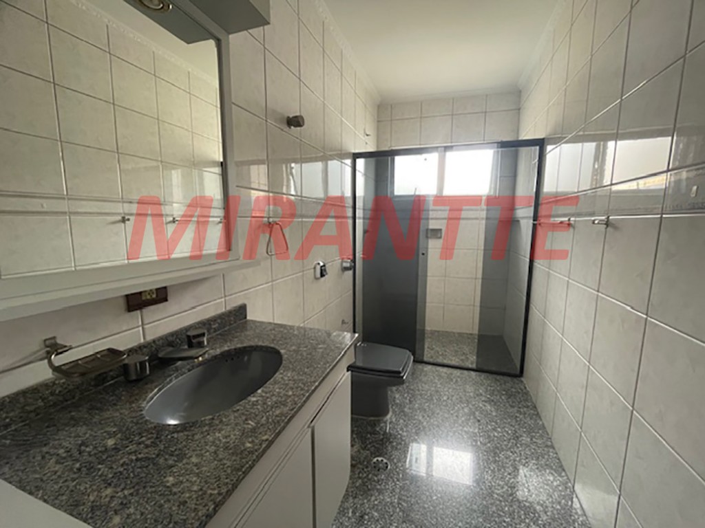 Sobrado de 250m² com 3 quartos em Parada Inglesa