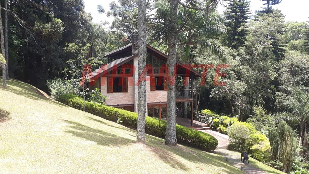 Sobrado de 300m² com 3 quartos em PARQUE PETROPOLIS