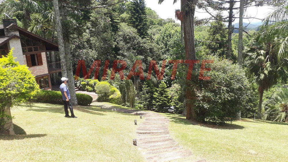 Sobrado de 300m² com 3 quartos em PARQUE PETROPOLIS