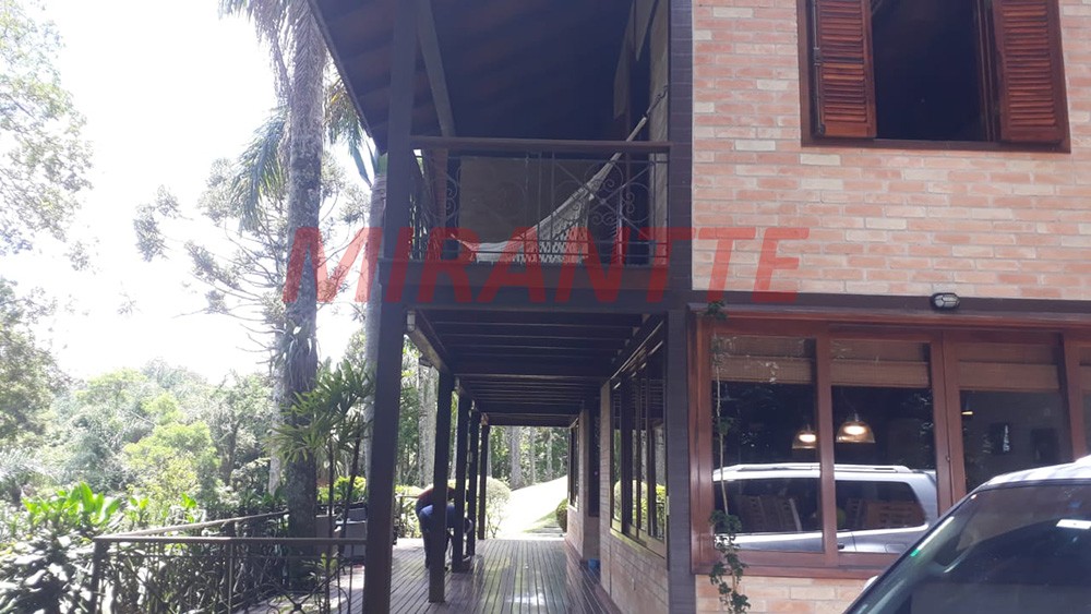 Sobrado de 300m² com 3 quartos em PARQUE PETROPOLIS