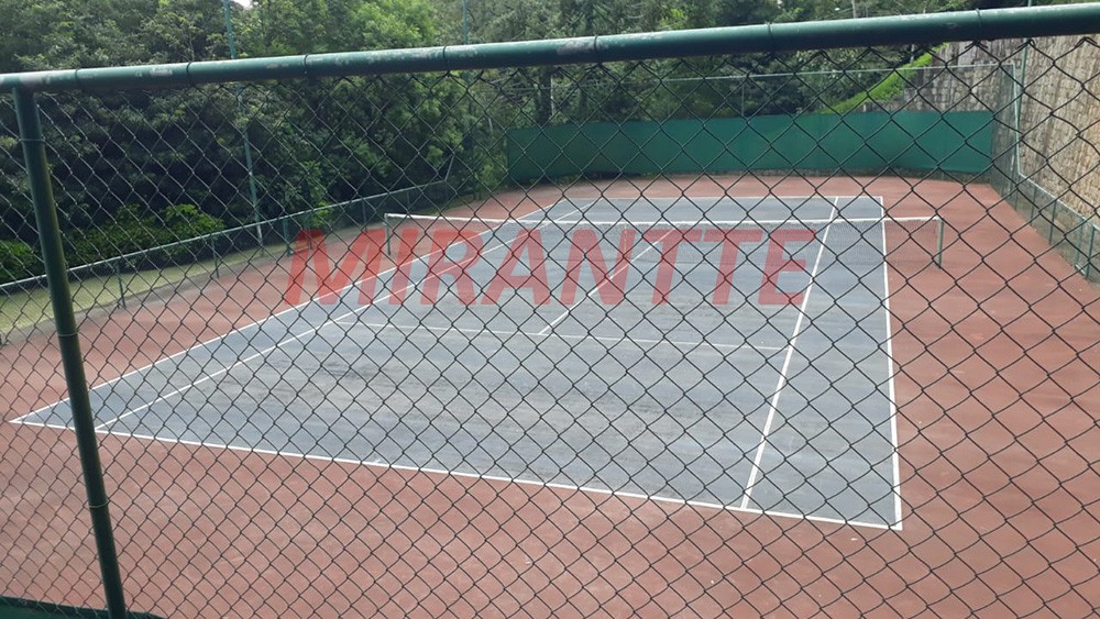 Sobrado de 300m² com 3 quartos em PARQUE PETROPOLIS