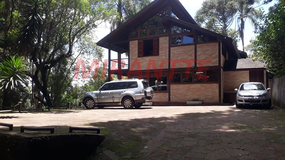 Sobrado de 300m² com 3 quartos em PARQUE PETROPOLIS