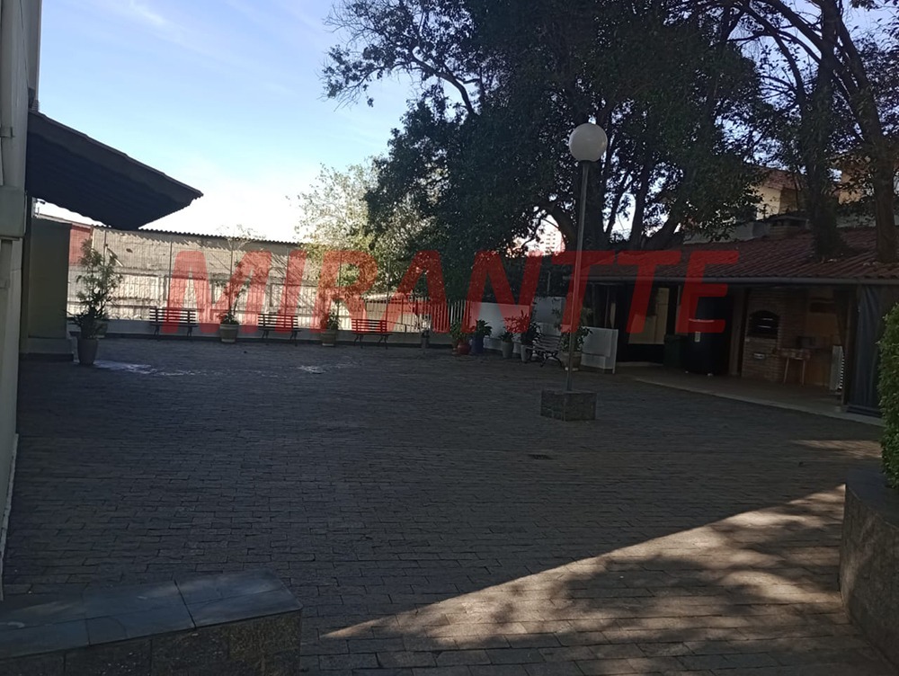 Apartamento de 57m² com 2 quartos em Vila Mazzei