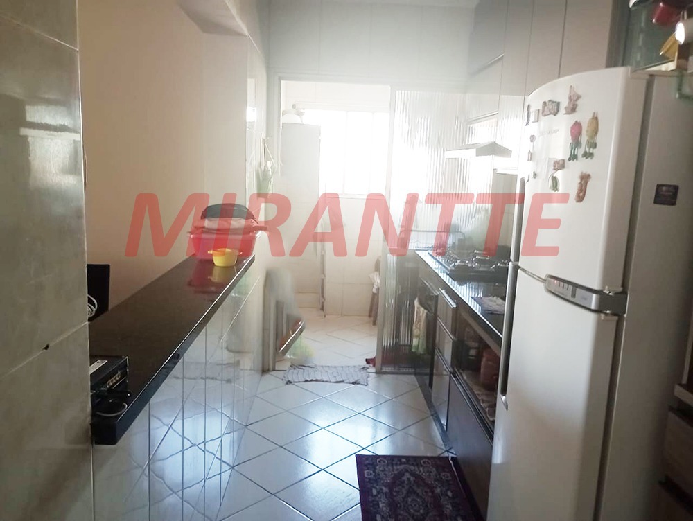 Apartamento de 57m² com 2 quartos em Vila Mazzei