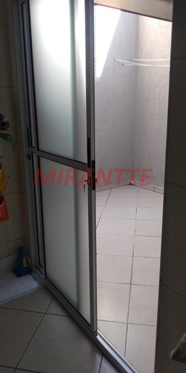 Sobrado de 170m² com 3 quartos em Parque Vitória