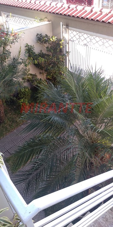 Sobrado de 170m² com 3 quartos em Parque Vitória