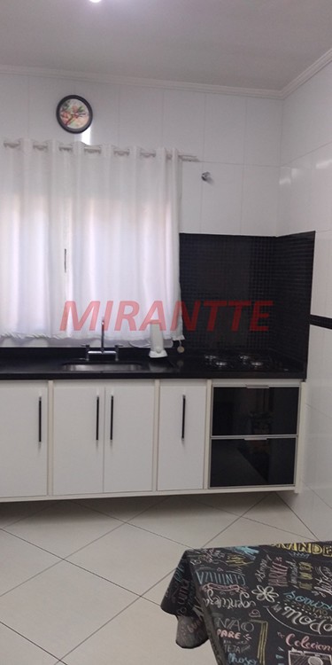 Sobrado de 170m² com 3 quartos em Parque Vitória