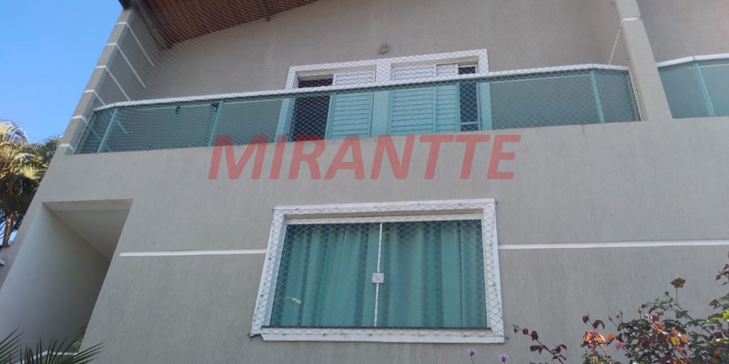 Sobrado de 170m² com 3 quartos em Parque Vitória