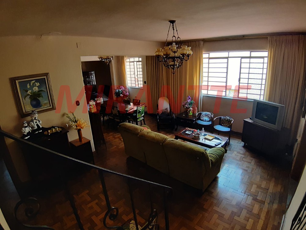 Sobrado de 180m² com 5 quartos em Santana