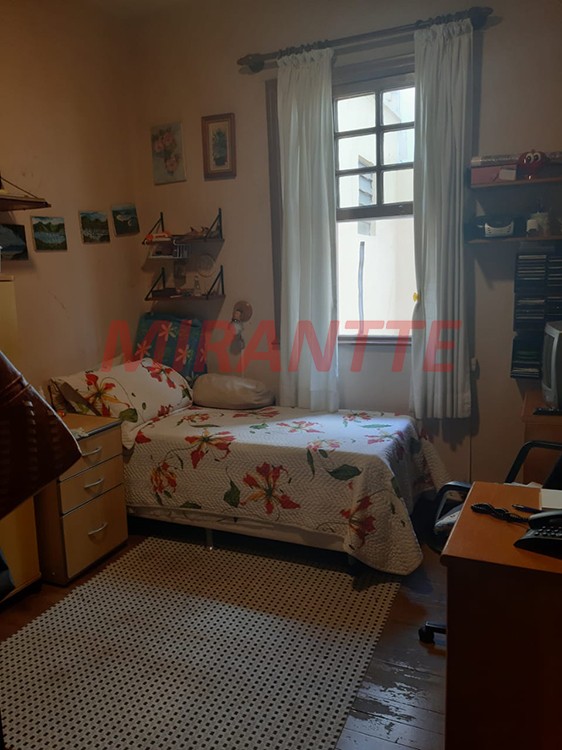 Sobrado de 180m² com 5 quartos em Santana