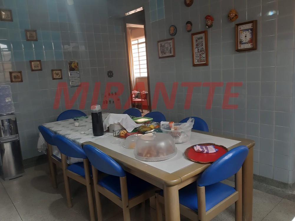 Sobrado de 180m² com 5 quartos em Santana