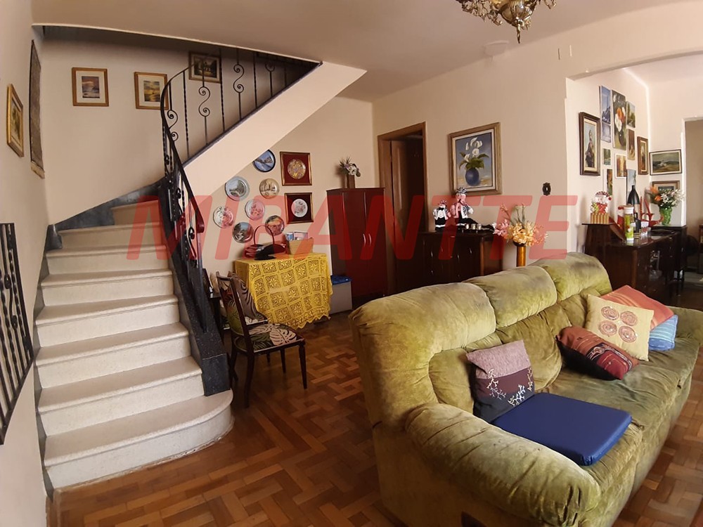 Sobrado de 180m² com 5 quartos em Santana