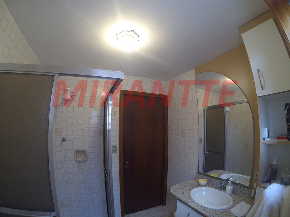 Sobrado de 98m² com 4 quartos em Parada Inglesa