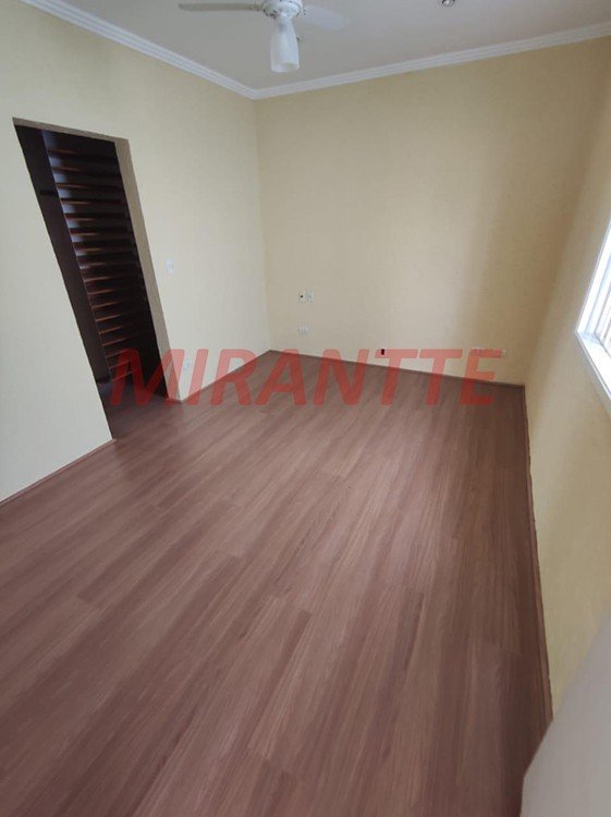 Casa terrea de 230m² com 3 quartos em Santana
