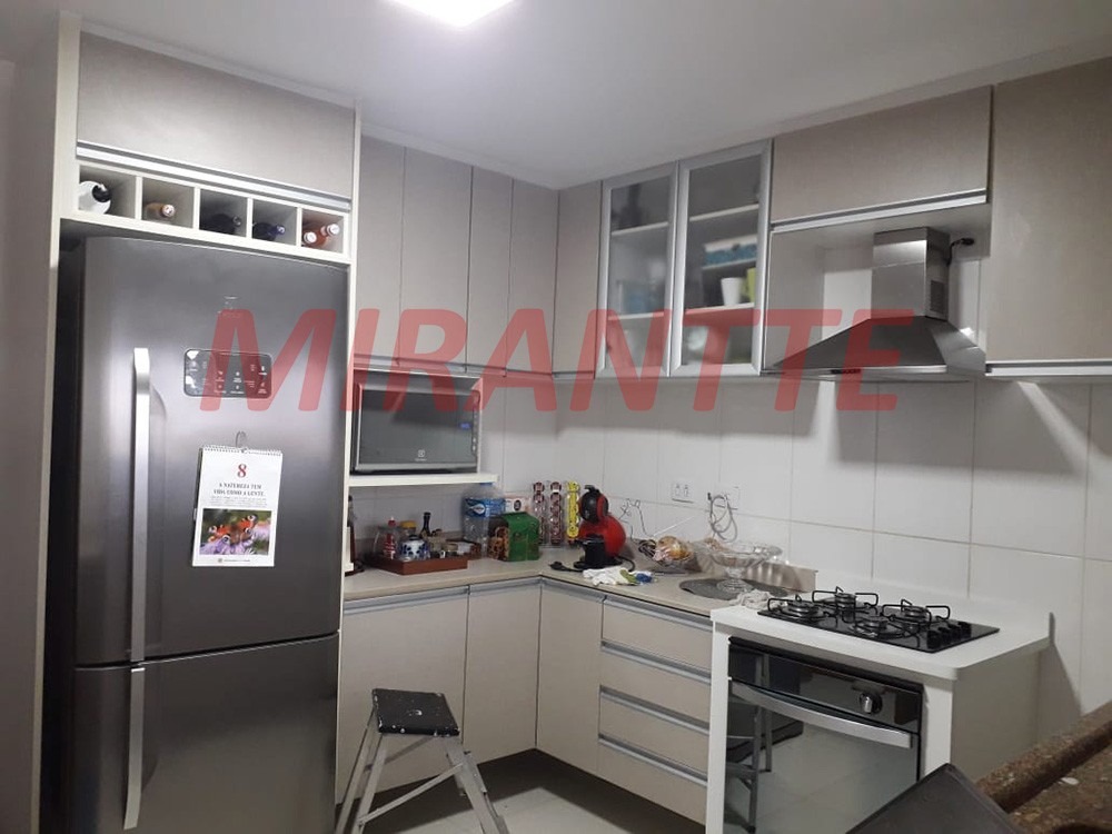 Apartamento de 68m² com 2 quartos em Vila Romero