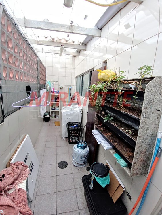 Sobrado de 180m² com 4 quartos em Jardim Tremembé