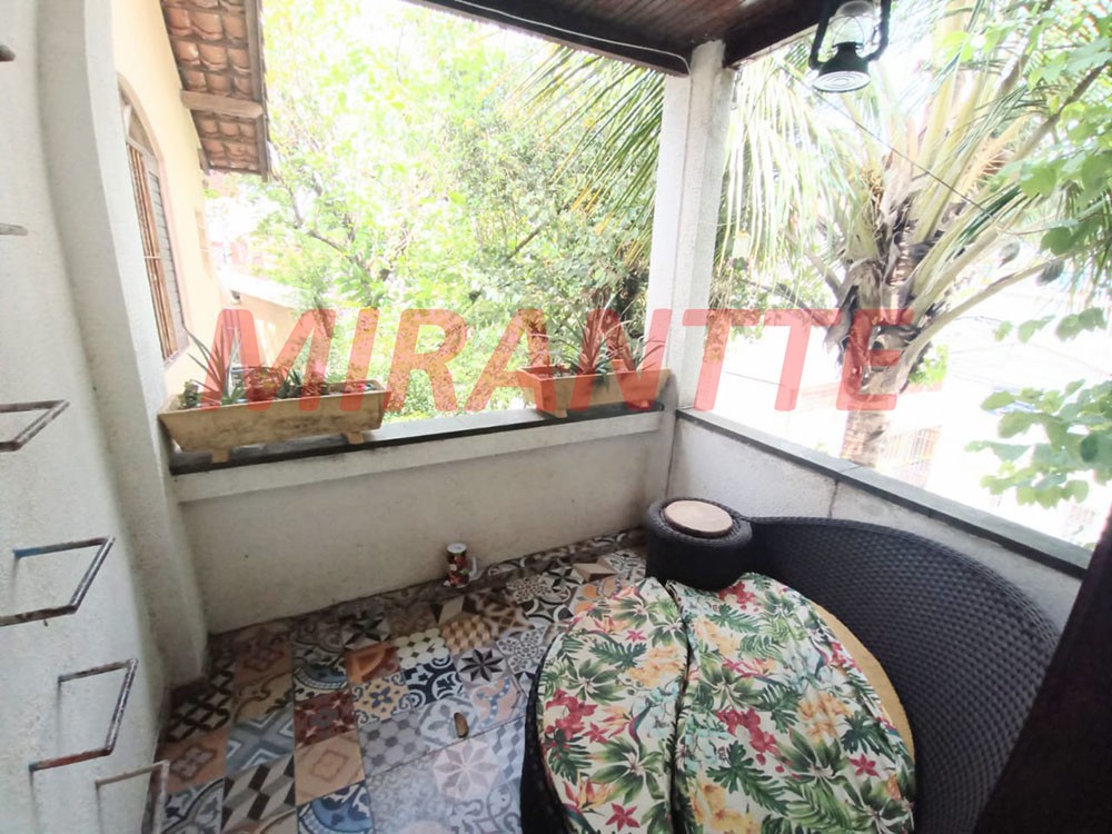 Sobrado de 180m² com 4 quartos em Jardim Tremembé