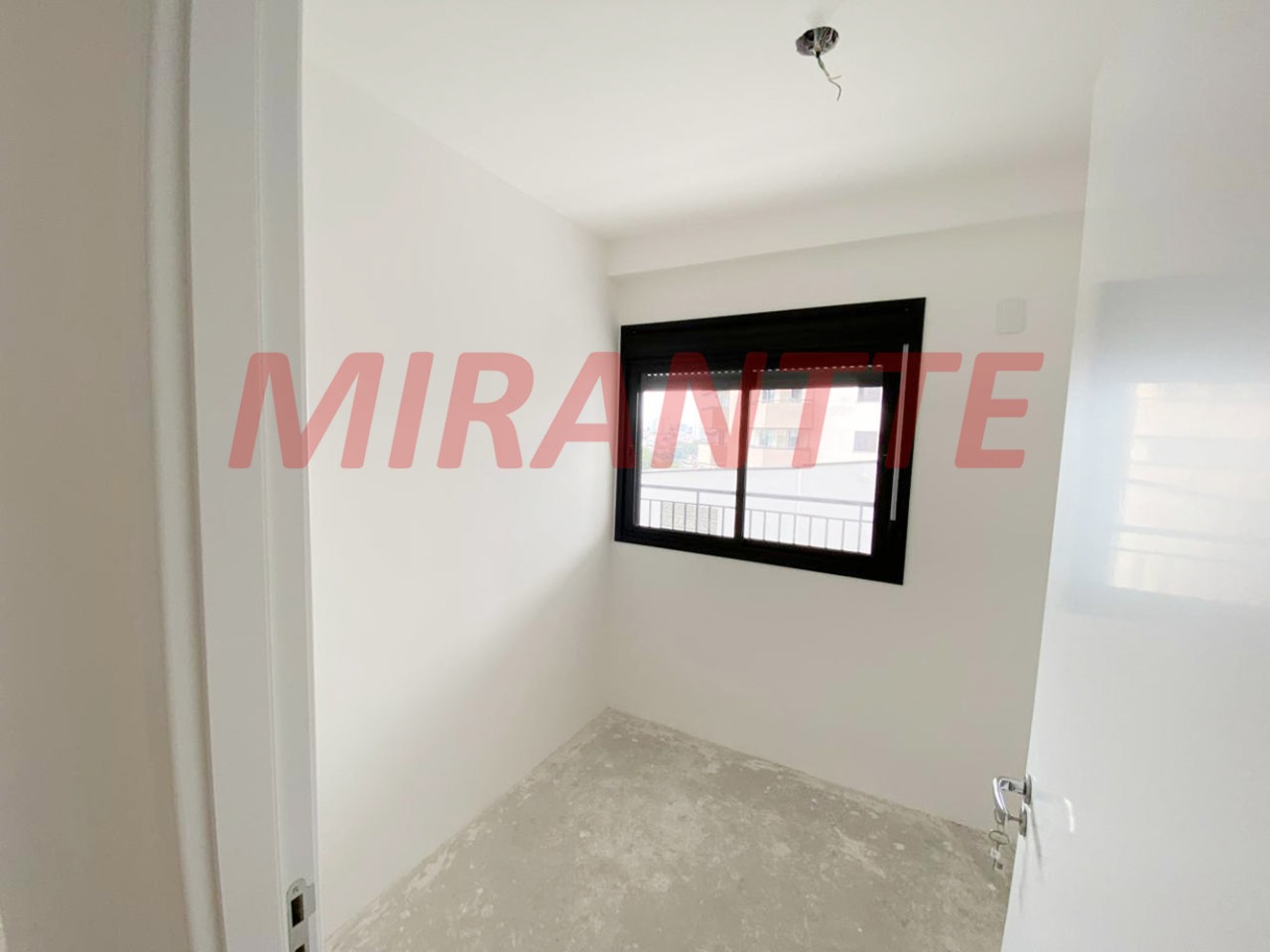 Apartamento de 83m² com 3 quartos em Chora Menino