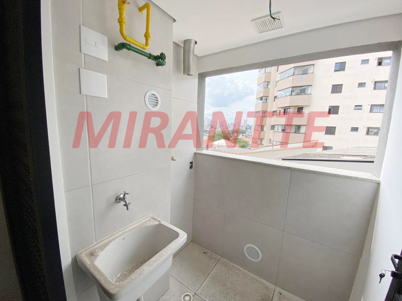 Apartamento de 83m² com 3 quartos em Chora Menino