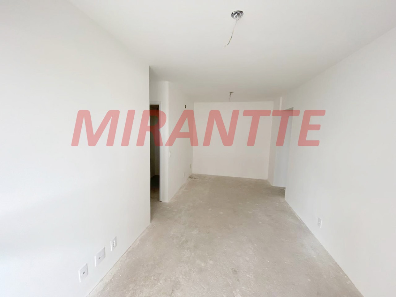 Apartamento de 83m² com 3 quartos em Chora Menino