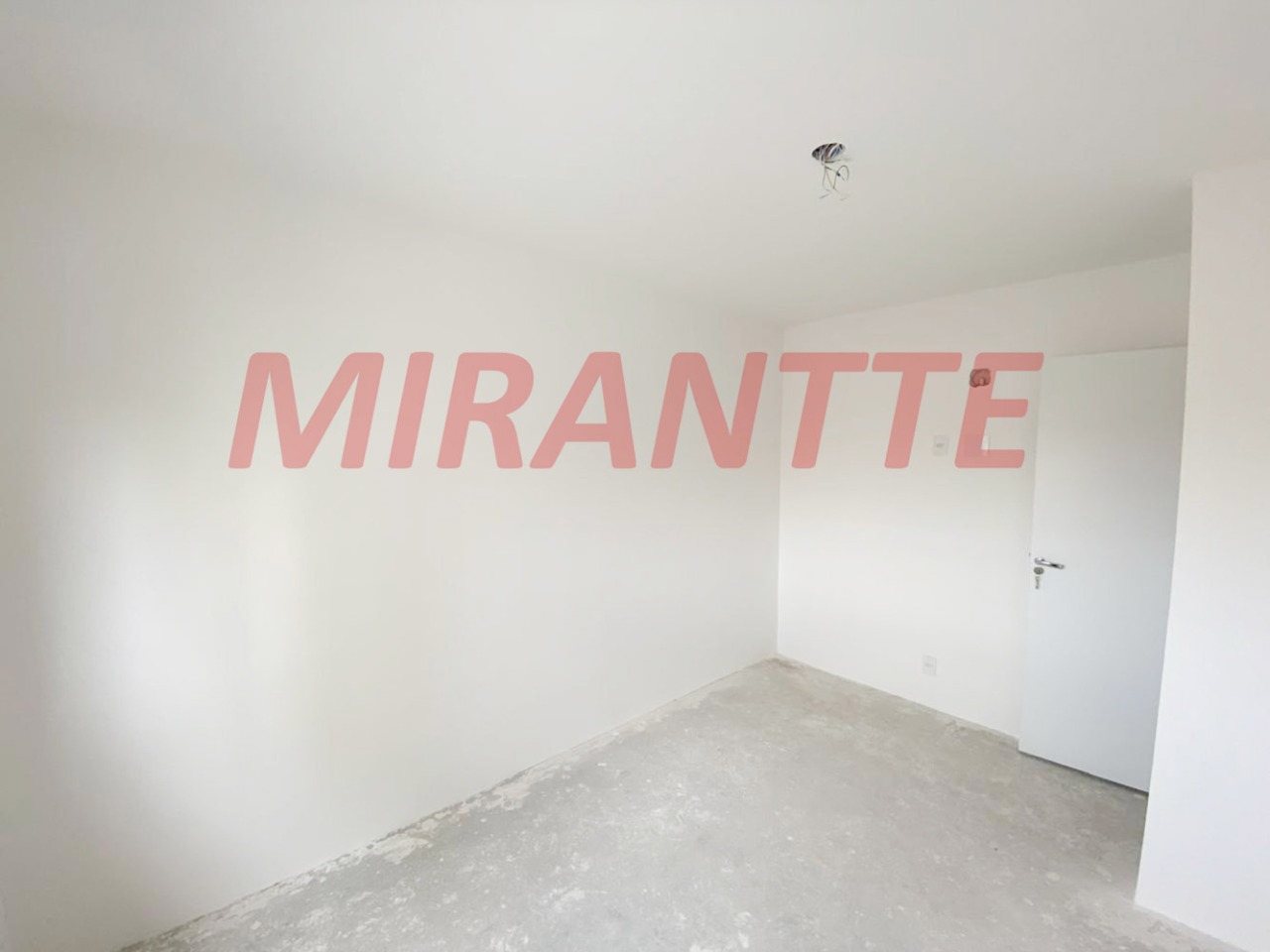Apartamento de 83m² com 3 quartos em Chora Menino