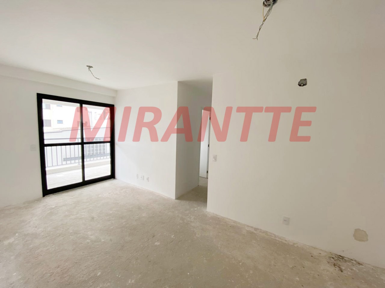 Apartamento de 83m² com 3 quartos em Chora Menino
