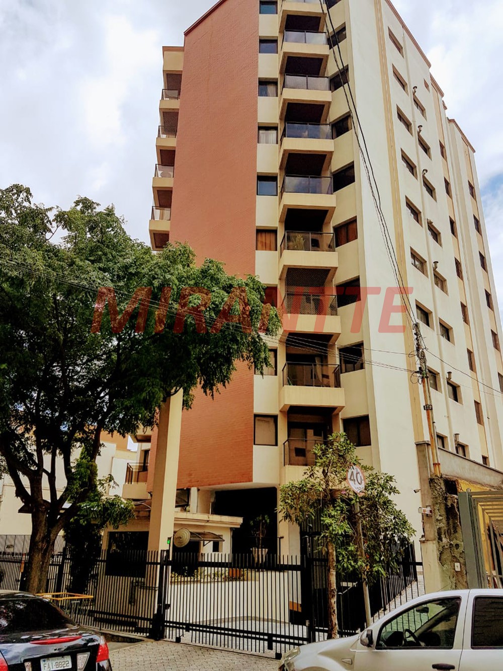 Apartamento de 106m² com 3 quartos em Horto Florestal