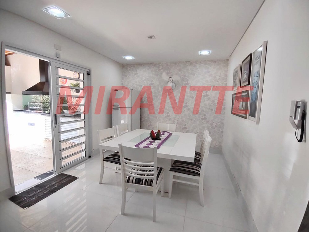 Sobrado de 356m² com 3 quartos em Jardim Kherlakian
