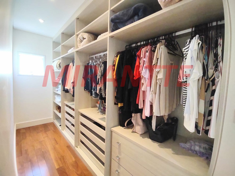 Sobrado de 356m² com 3 quartos em Jardim Kherlakian