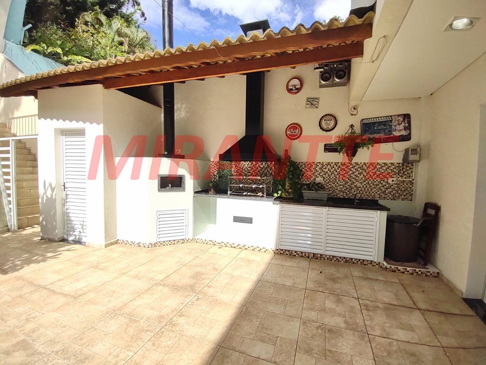 Sobrado de 356m² com 3 quartos em Jardim Kherlakian