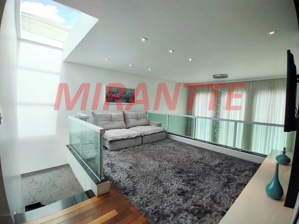 Sobrado de 356m² com 3 quartos em Jardim Kherlakian