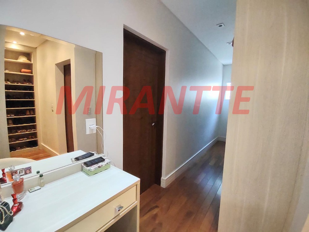 Sobrado de 356m² com 3 quartos em Jardim Kherlakian