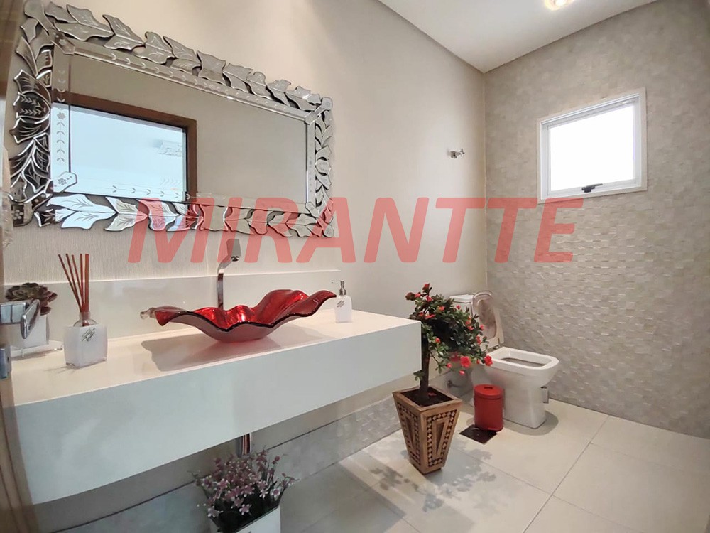 Sobrado de 356m² com 3 quartos em Jardim Kherlakian
