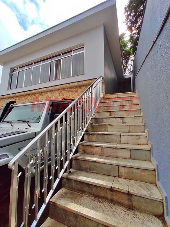 Sobrado de 200m² com 2 quartos em Jardim Tremembé