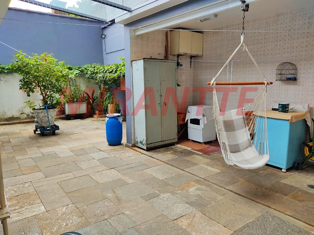 Sobrado de 200m² com 2 quartos em Jardim Tremembé