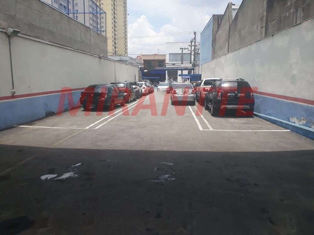 Terreno de 470m² em Limão