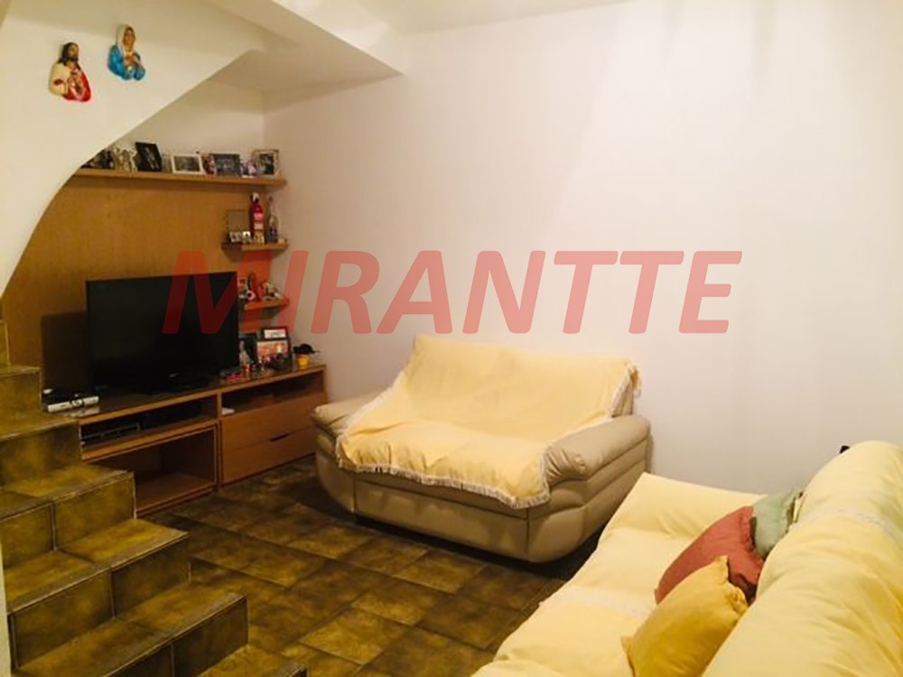 Sobrado de 195m² com 3 quartos em Santana